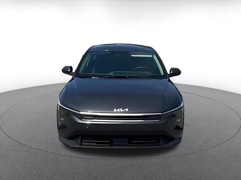 Used 2025 Kia K4 FWD image 4