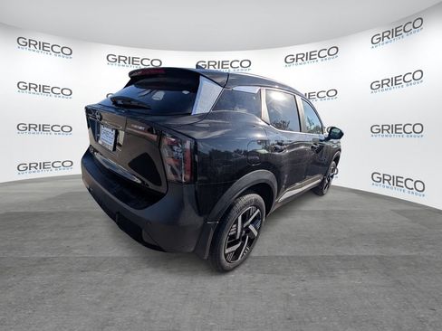 New 2026 Nissan Kicks SV FWD image 7