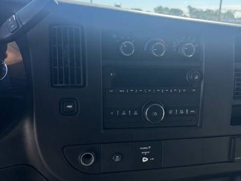 Used 2015 Chevrolet Express 2500 w/ Cold Climate Package RWD image 10