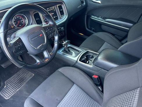 Used 2020 Dodge Charger GT w/ Driver Convenience Group image 10