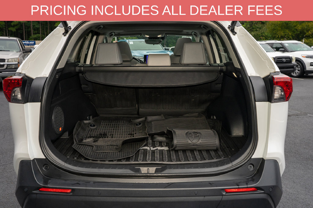 Used 2024 Toyota RAV4 XLE Premium w/ Weather Package AWD/4WD image 5