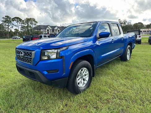Used 2024 Nissan Frontier SV w/ Technology Package image 7