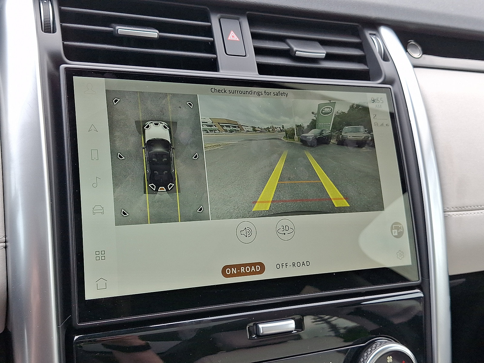 Certified 2026 Land Rover Discovery S AWD/4WD image 16