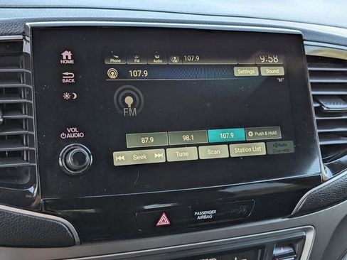 Used 2022 Honda Pilot Sport image 23