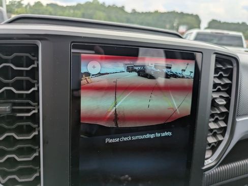 Used 2024 Ford Ranger XL image 16