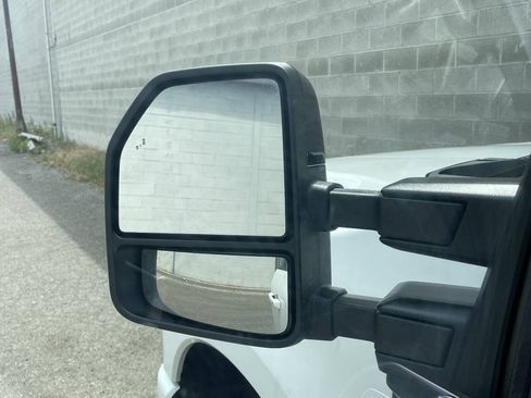 Used 2026 Ford F350 Platinum AWD/4WD image 8