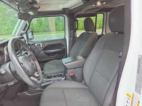 Used 2019 Jeep Wrangler Unlimited Sport S AWD/4WD image 23