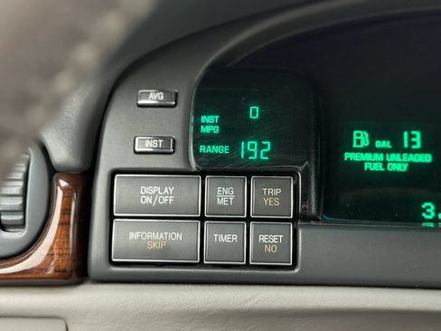 Used 1999 Cadillac De Ville D'Elegance FWD image 17