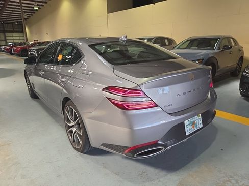 Used 2025 Genesis G70 2.5T RWD image 8