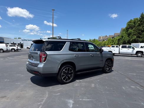 Used 2024 Chevrolet Tahoe RST w/ Luxury Package AWD/4WD image 3
