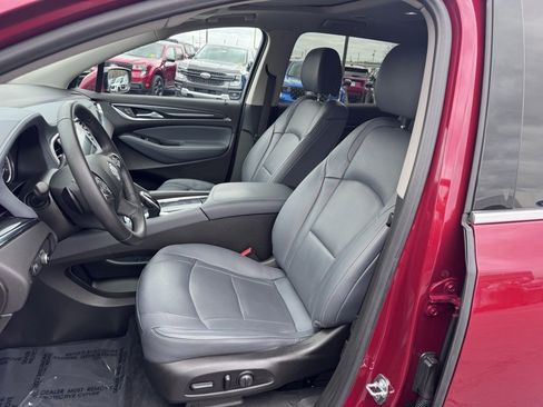 Used 2021 Buick Enclave Essence w/ Sound and Sites Package image 10