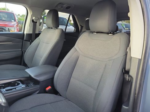 Certified 2025 Ford Explorer Active RWD image 19
