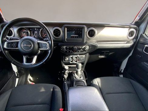 Used 2020 Jeep Wrangler Unlimited Sahara AWD/4WD image 14