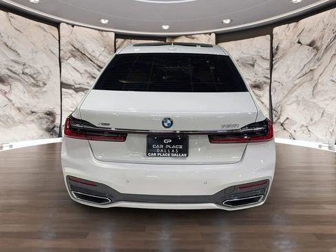 Used 2020 BMW 750i xDrive w/ Autobahn Package image 11