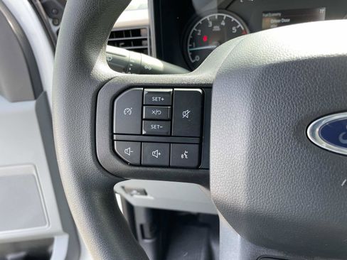 Used 2024 Ford F250 XL image 19