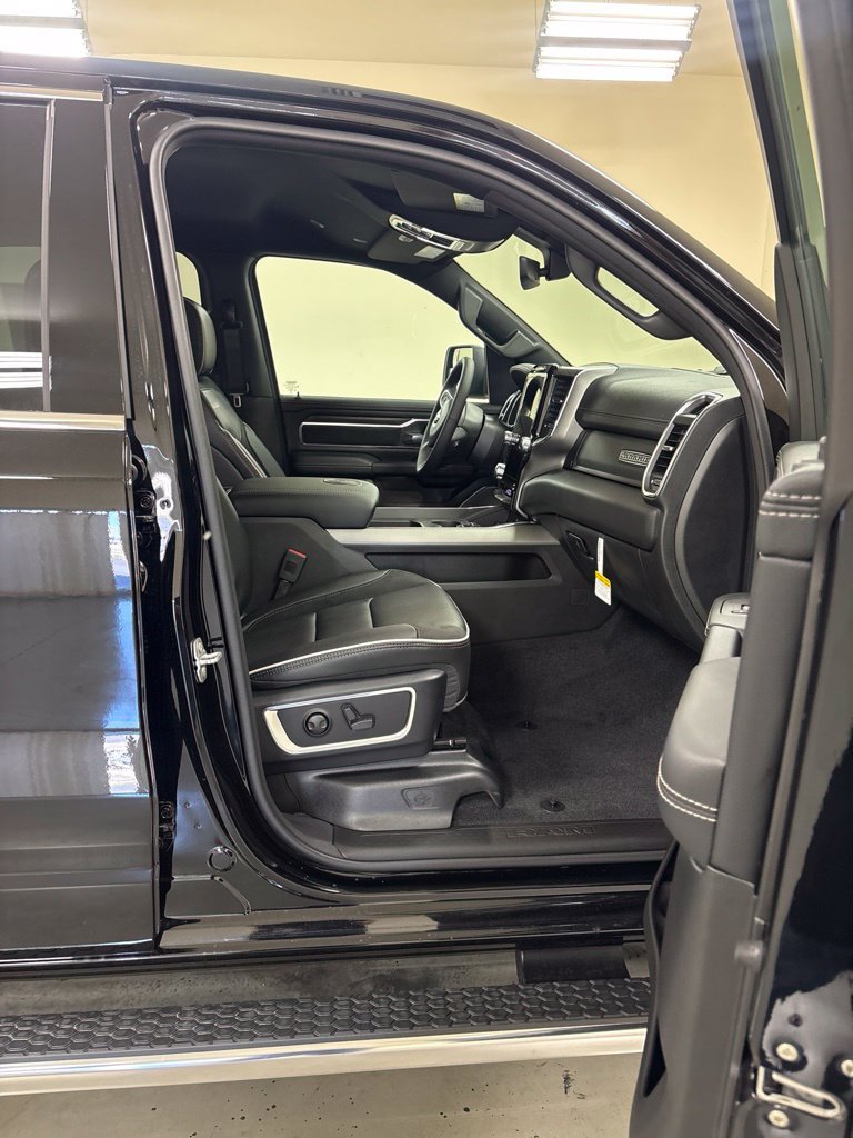 New 2027 RAM 1500 Laramie AWD/4WD image 19