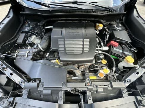 Used 2019 Subaru Forester Premium AWD/4WD image 24