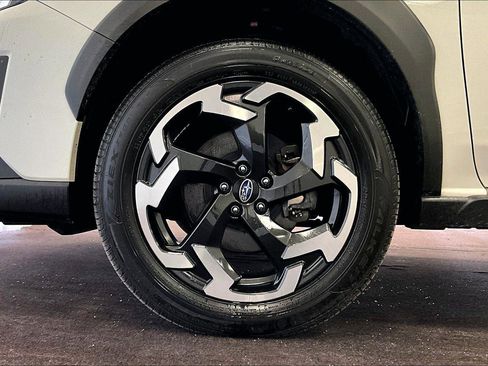 Used 2023 Subaru Crosstrek 2.5i Limited w/ Moonroof Package image 8