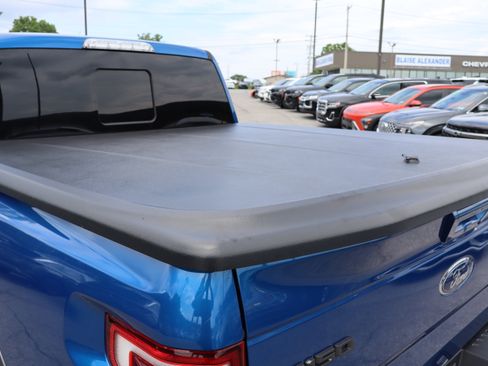Used 2017 Ford F150 Raptor w/ Equipment Group 802A Luxury AWD/4WD image 6