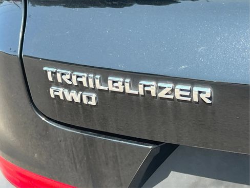 Used 2023 Chevrolet TrailBlazer LT w/ Convenience Package AWD/4WD image 28