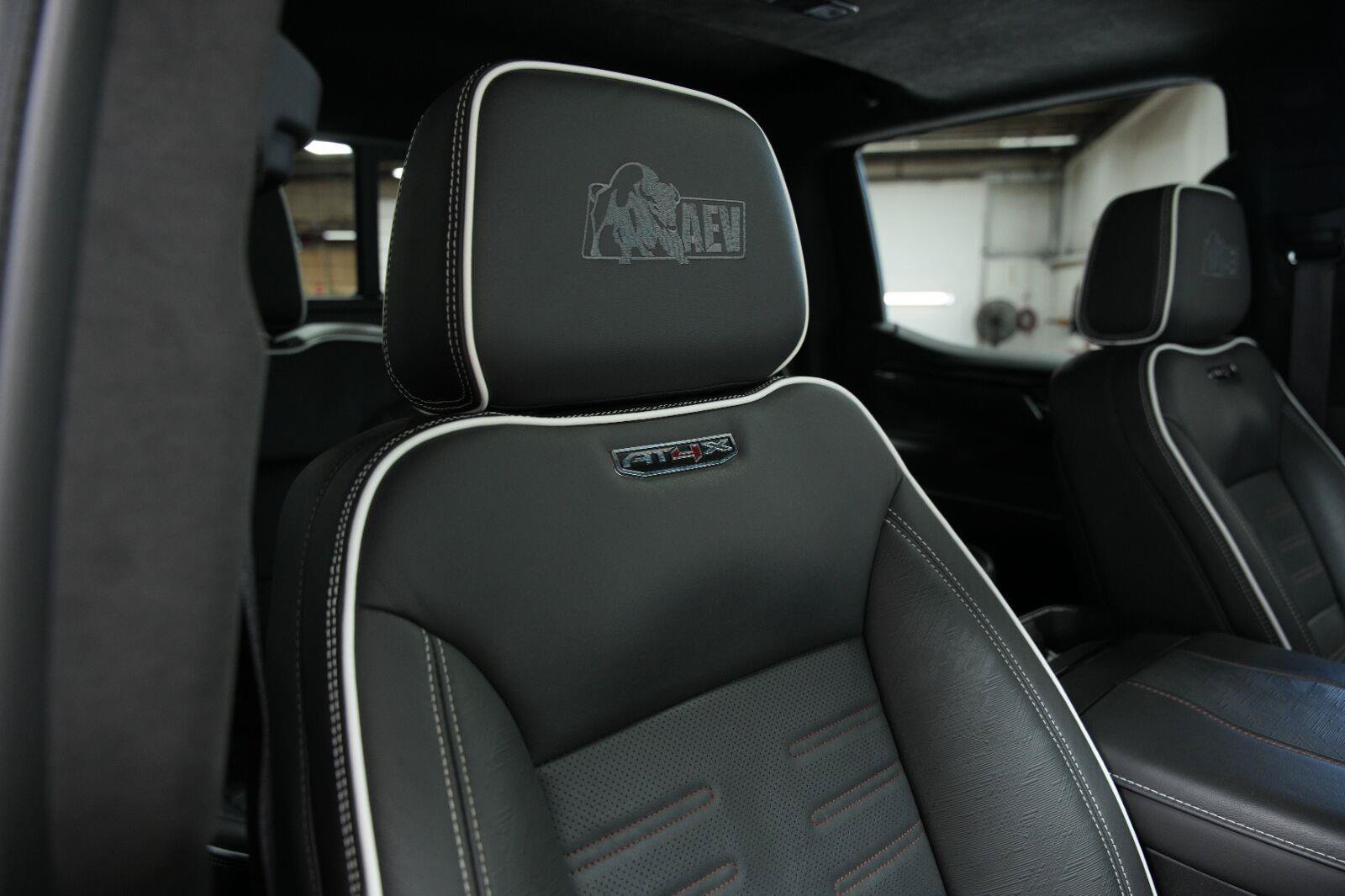 Used 2024 GMC Sierra 1500 AT4X w/ AT4X AEV Edition AWD/4WD image 23