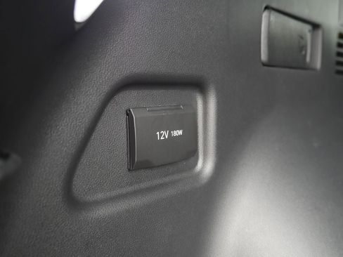 Used 2025 Hyundai Tucson SEL FWD image 17