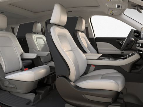 New 2026 Lincoln Aviator Reserve AWD/4WD image 28