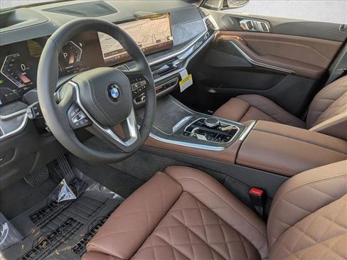 Used 2026 BMW X5 xDrive40i w/ Climate Comfort Package AWD/4WD image 3