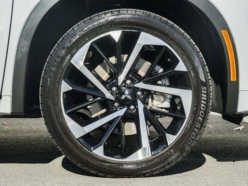 Used 2024 Mitsubishi Outlander SEL image 21