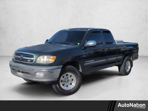 Used 2000 Toyota Tundra SR5 w/ Convenience Pkg image 1