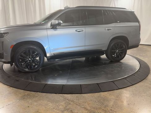 Used 2024 Cadillac Escalade Sport image 6