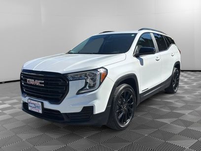 Used 2024 GMC Terrain SLE w/ Driver Convenience Package