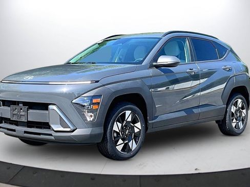 Used 2024 Hyundai Kona SEL w/ Convenience Package AWD/4WD image 4