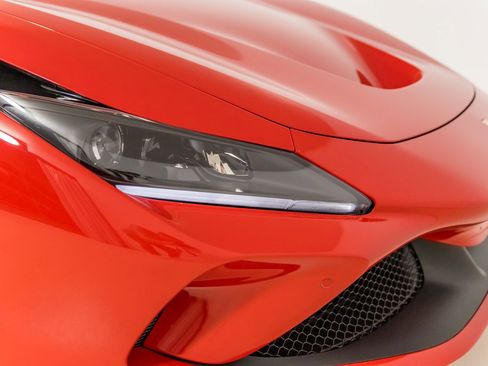 Used 2020 Ferrari F8 Tributo image 34