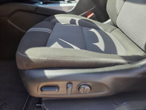 Used 2024 Chevrolet Blazer LT w/ Convenience Package FWD image 31
