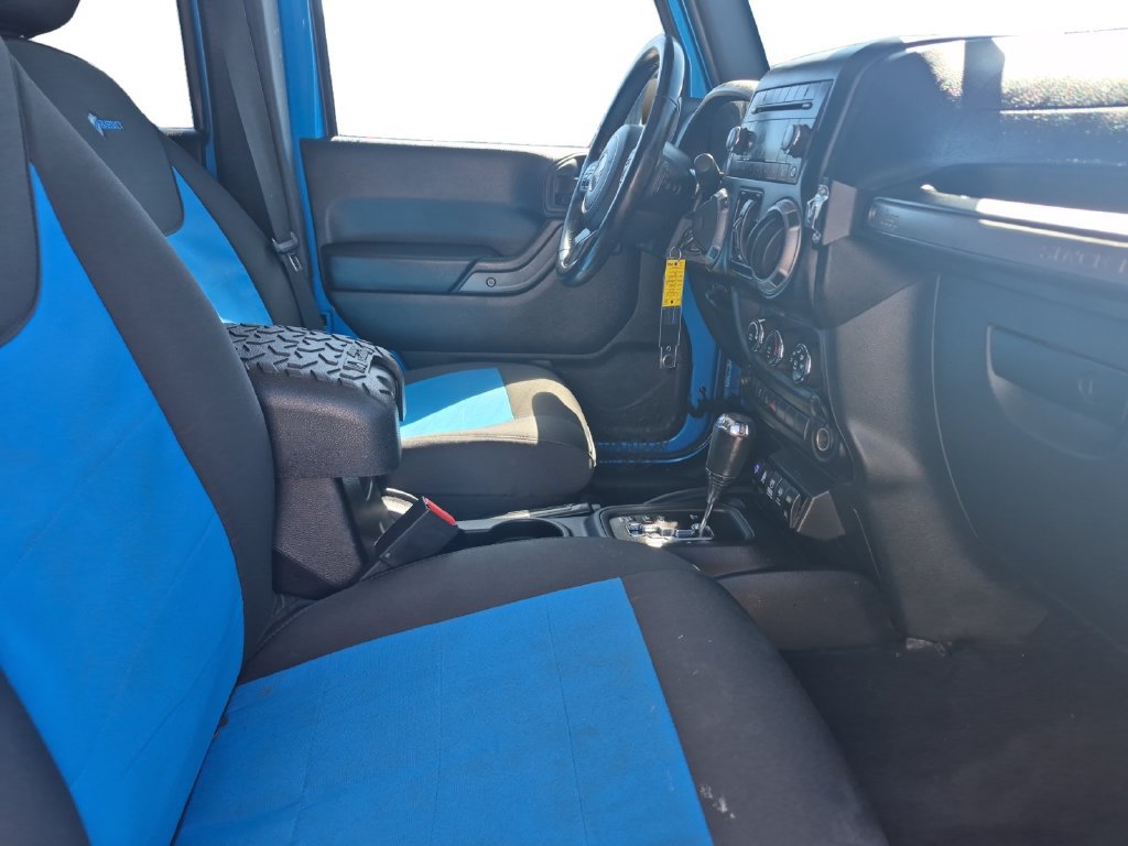 Used 2015 Jeep Wrangler Unlimited Sport AWD/4WD image 15