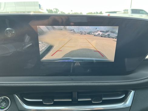 Used 2024 Buick Envista Preferred w/ Convenience I Package image 6