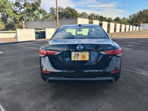 Used 2020 Nissan Sentra SV w/ Lighting Package image 7