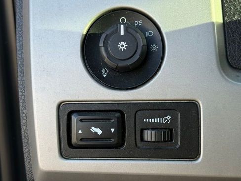 Used 2009 Ford F150 Lariat image 24