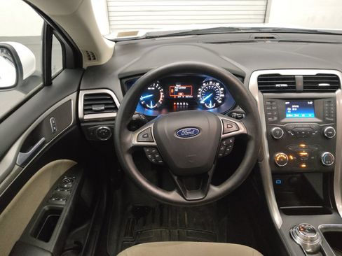 Used 2019 Ford Fusion S FWD image 22