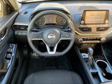 Used 2023 Nissan Altima 2.5 SV image 5