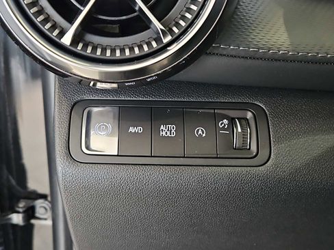 New 2026 Chevrolet Equinox LT w/ Convenience Package II AWD/4WD image 9