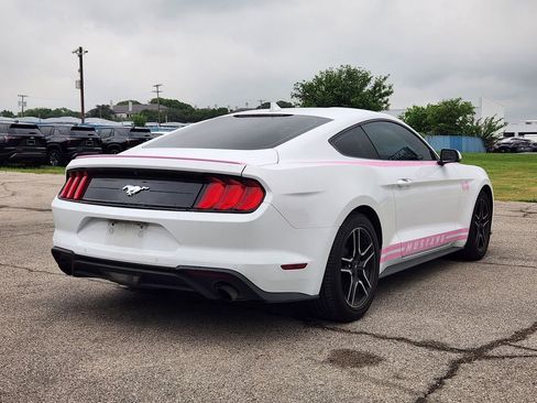 Used 2020 Ford Mustang Premium RWD image 4