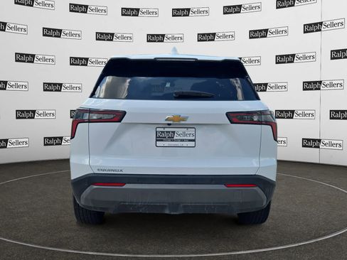 Used 2026 Chevrolet Equinox LT FWD image 5