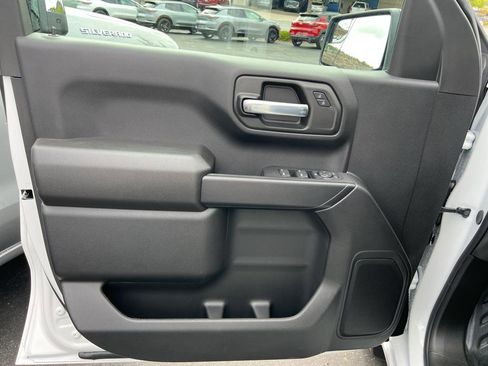 New 2026 GMC Sierra 1500 Pro w/ Pro Value Package image 27