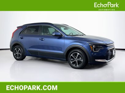 Used 2023 Kia Niro EX