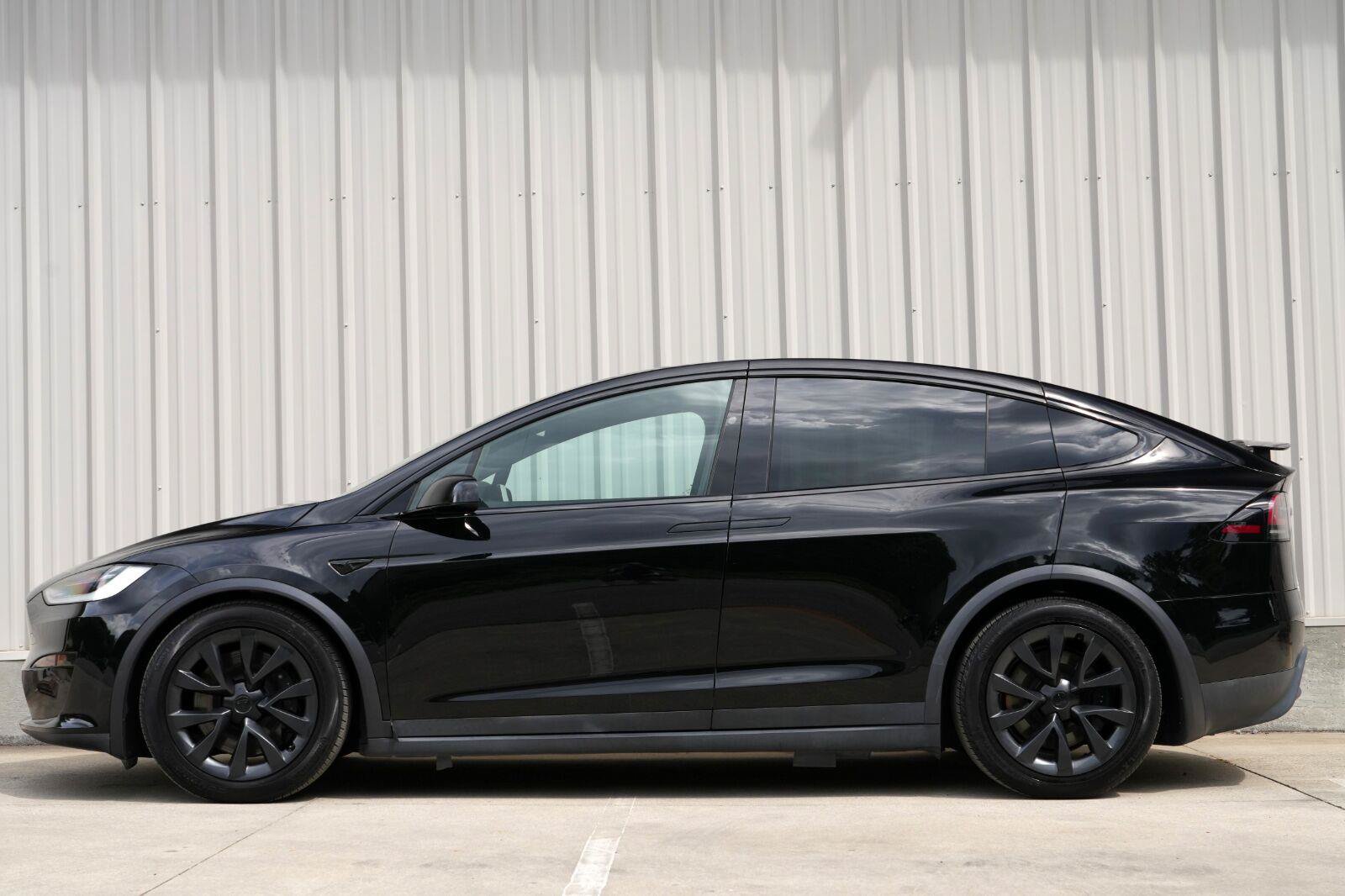 Used 2022 Tesla Model X AWD/4WD image 9
