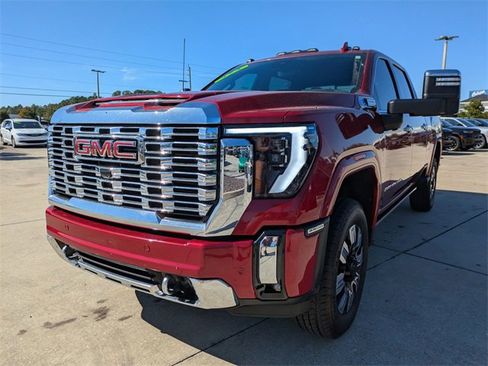 Used 2024 GMC Sierra 3500 Denali w/ Denali Reserve Package image 8