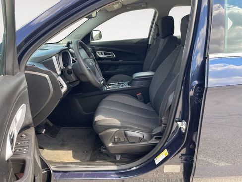 Used 2017 Chevrolet Equinox LS FWD image 9