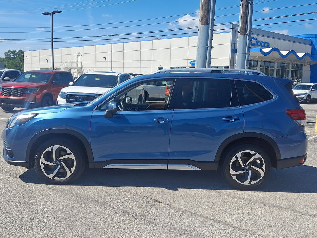 Used 2023 Subaru Forester Touring AWD/4WD image 8